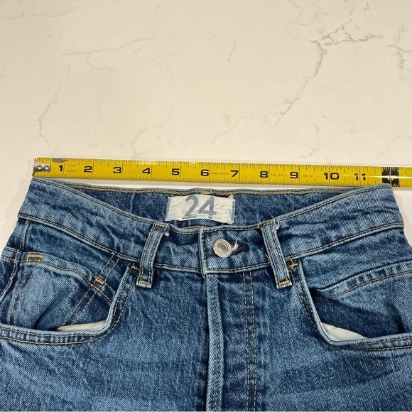 We The Free Lasso High Rise Button Fly Straight Leg Jeans 24 - Picture 13 of 14